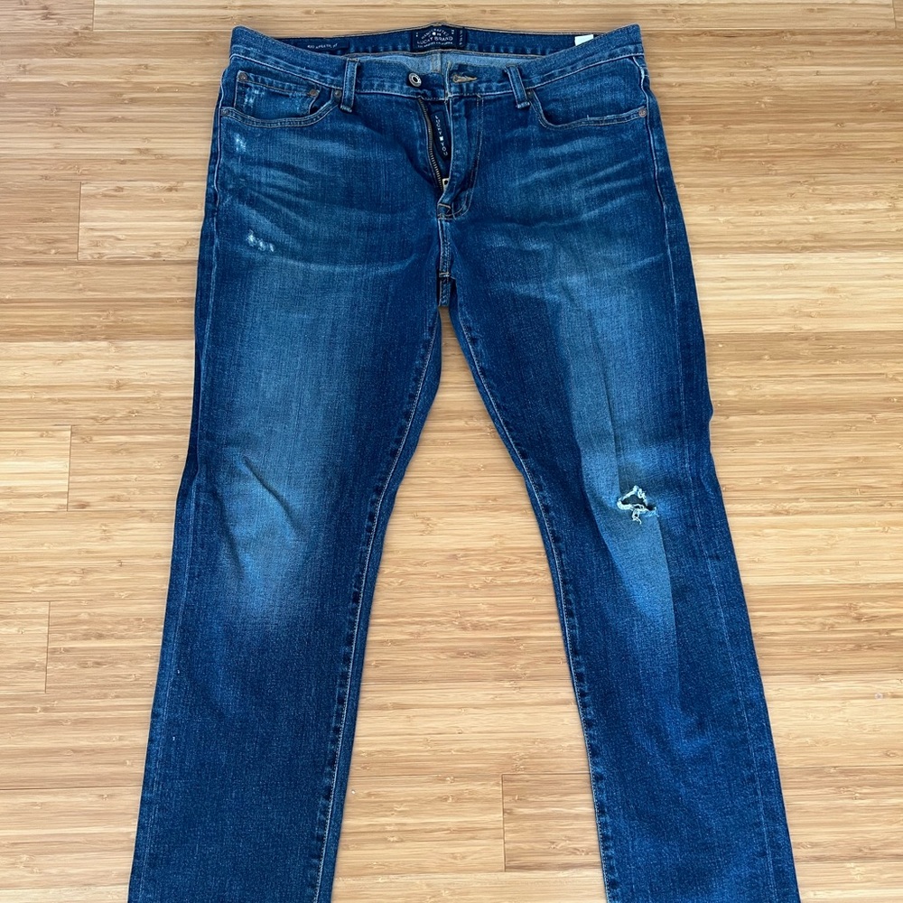 Lucky Brand 410 athletic fit jeans 34/32